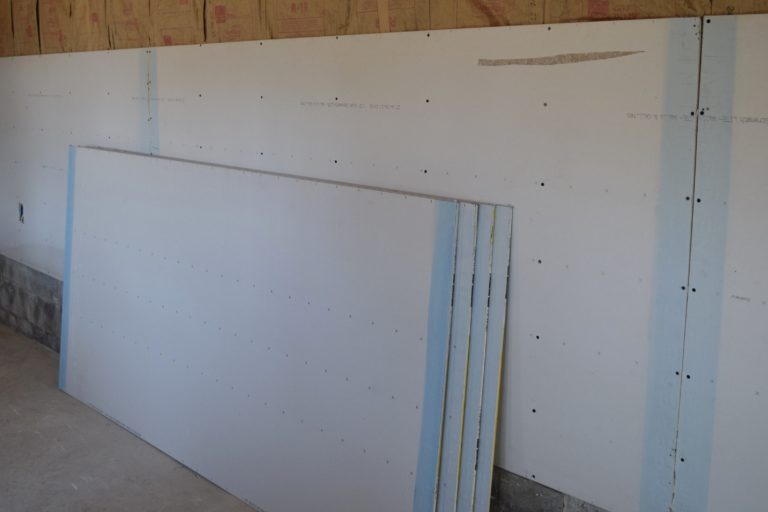 Tapered End "To eliminate unsightly seams, Tapered End is the edge